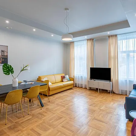 Dandelion Xixc With Free Parking Riga