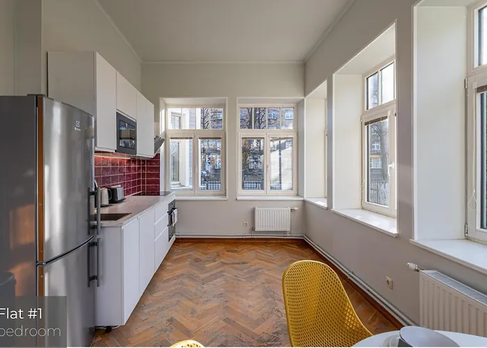 Dandelion Xixc With Free Parking Riga