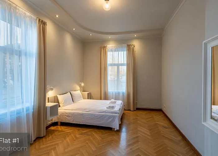 Dandelion Xixc With Free Parking Apartment Riga